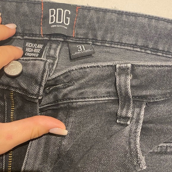 BDG kick flare crop jean - Picture 4 of 7